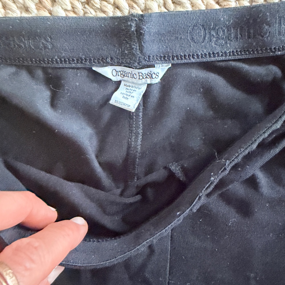 Core Flare Pants - Picture 2 of 3